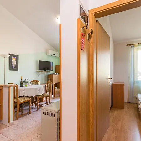 Buic Apartman Póla