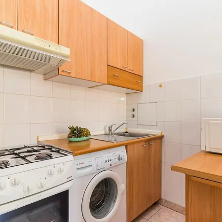 Buic Apartment *